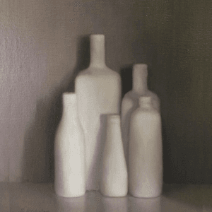Cinq bouteilles : nature morte de Sophie Michalon